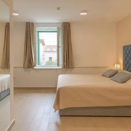 Sangulin Palace V Guest house Biograd Na Moru