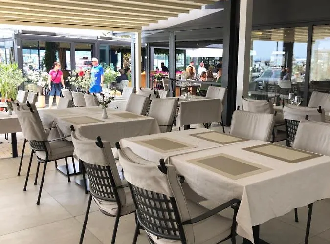 בית הארחה Sangulin Palace V 4*