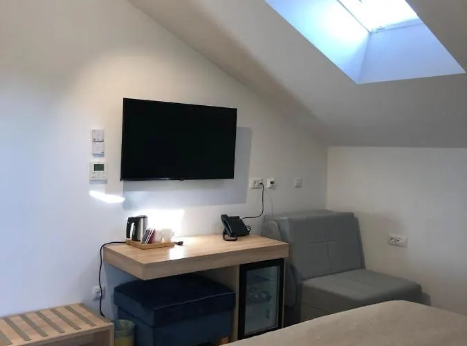 בית הארחה Sangulin Palace V