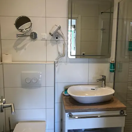 Gasthuis Sangulin Palace V