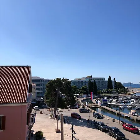 Pensionat Sangulin Palace V Biograd Na Moru