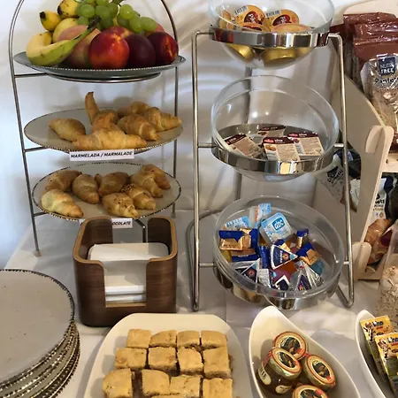 Sangulin Palace V Gasthuis