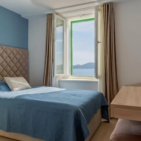 Sangulin Palace V Pensionat